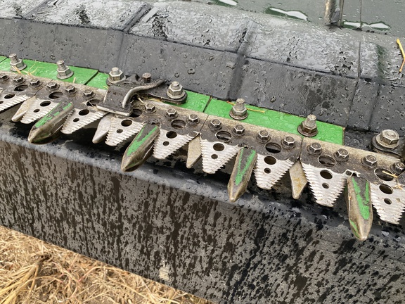 2018 John Deere 645FD Header Combine