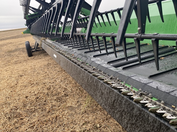 2018 John Deere 645FD Header Combine