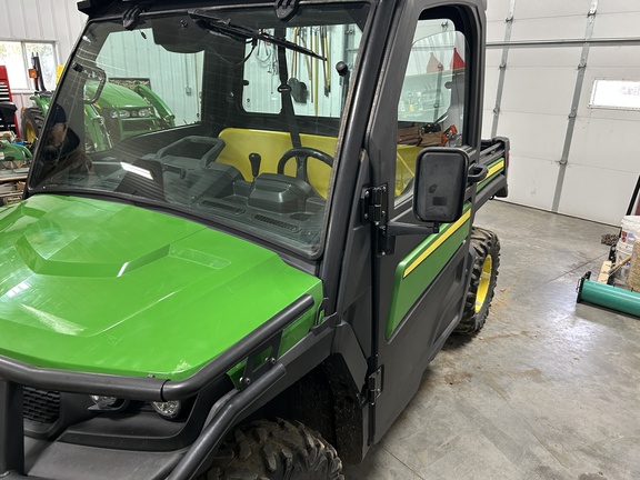 2019 John Deere XUV 835M ATV