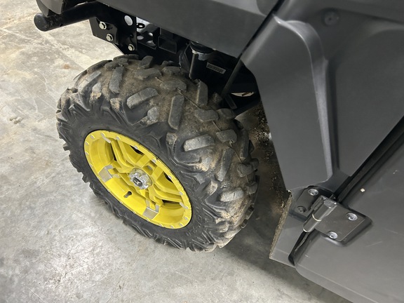 2019 John Deere XUV 835M ATV
