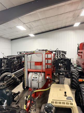 2017 Top Air TA2400 Sprayer