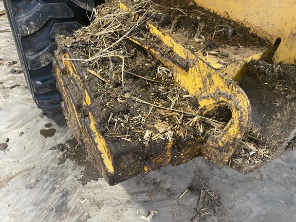 2024 John Deere 324G Skid Steer Loader