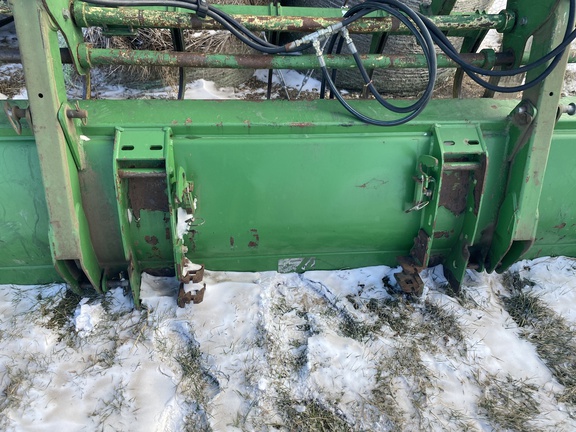 2004 John Deere 7820 Tractor