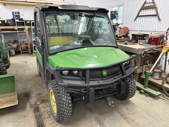 2022 John Deere XUV 835M ATV