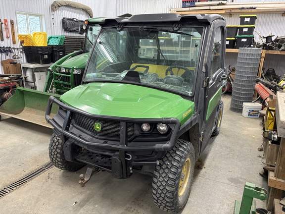 2022 John Deere XUV 835M ATV