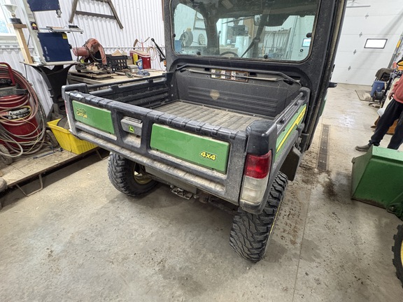 2022 John Deere XUV 835M ATV