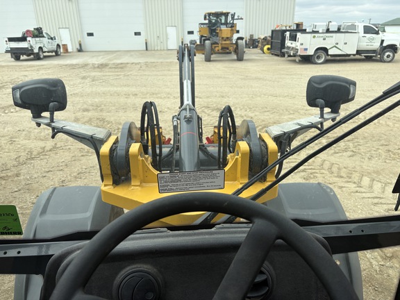 2023 John Deere 204 G Compact Utility Loader