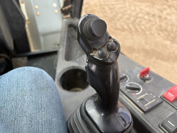 2023 John Deere 204 G Compact Utility Loader