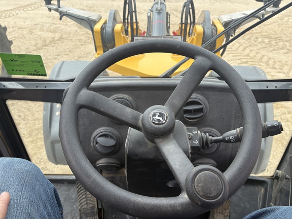 2023 John Deere 204 G Compact Utility Loader