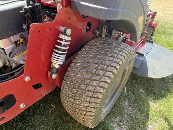 2024 Ferris ISX800 27 Mower/Zero Turn