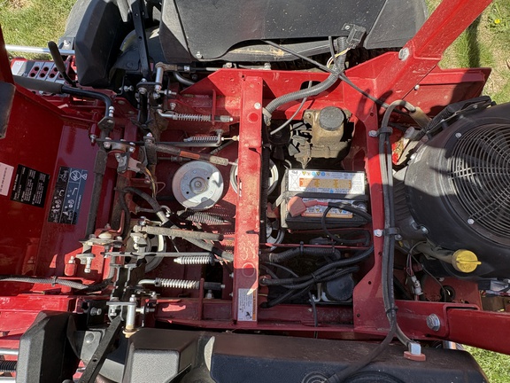 2024 Ferris ISX800 27 Mower/Zero Turn