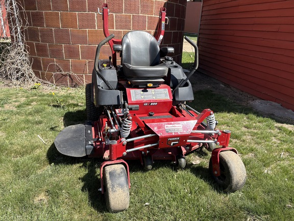 2024 Ferris ISX800 27 Mower/Zero Turn