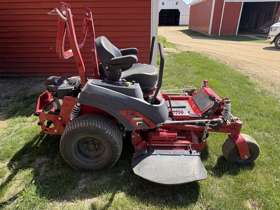 2024 Ferris ISX800 27 Mower/Zero Turn