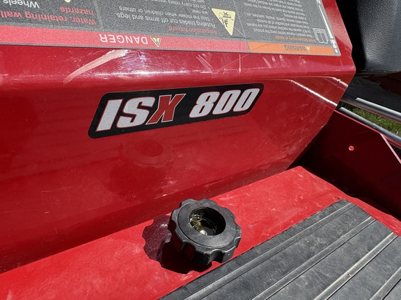 2024 Ferris ISX800 27 Mower/Zero Turn