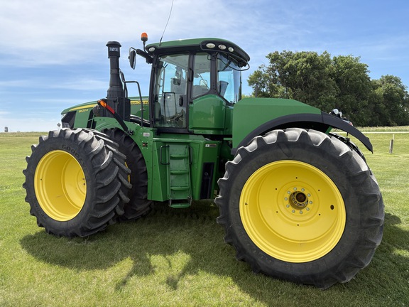2015 John Deere 9620R Tractor 4WD