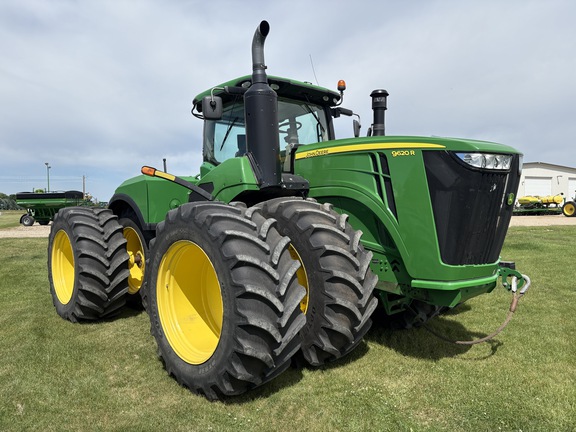 2015 John Deere 9620R Tractor 4WD