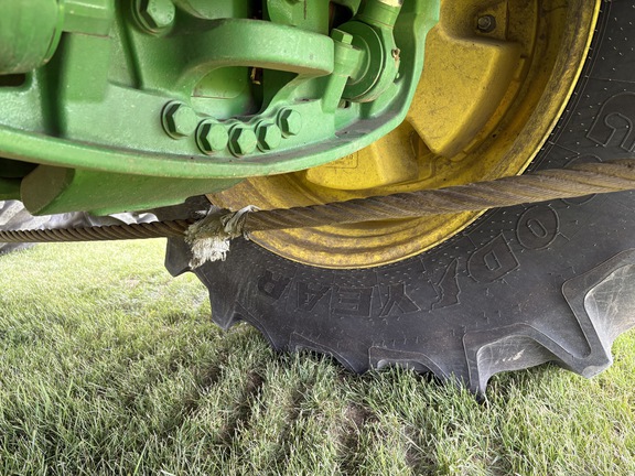 2015 John Deere 9620R Tractor 4WD