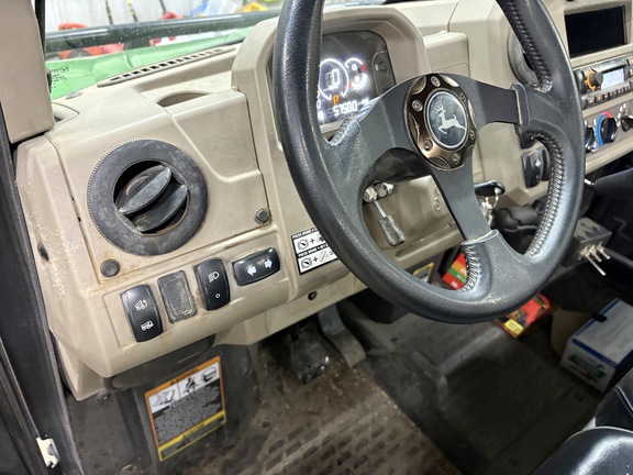2024 John Deere XUV 835R ATV