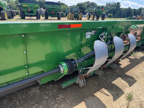 2018 John Deere 718C STALKMASTER Header Corn Head