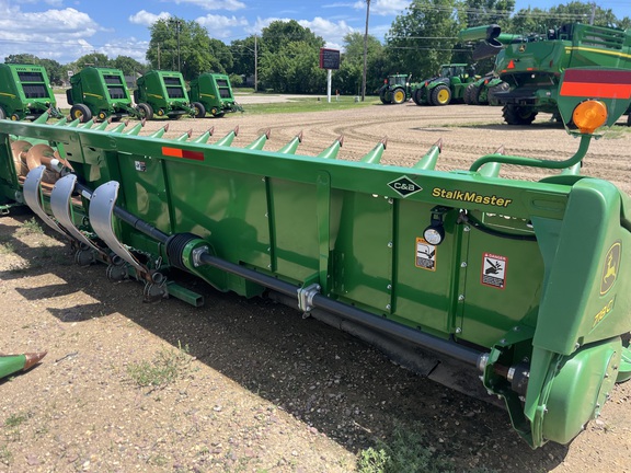 2018 John Deere 718C STALKMASTER Header Corn Head