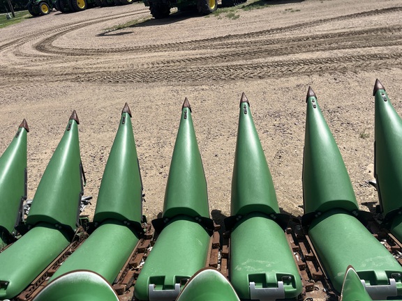 2018 John Deere 718C STALKMASTER Header Corn Head