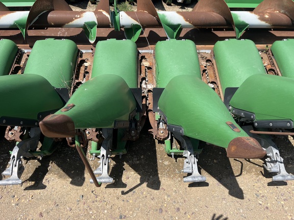2018 John Deere 718C STALKMASTER Header Corn Head