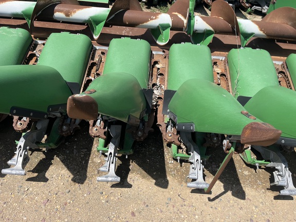 2018 John Deere 718C STALKMASTER Header Corn Head