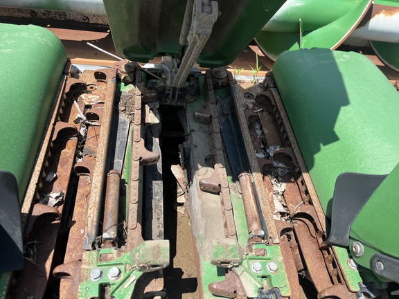 2018 John Deere 718C STALKMASTER Header Corn Head
