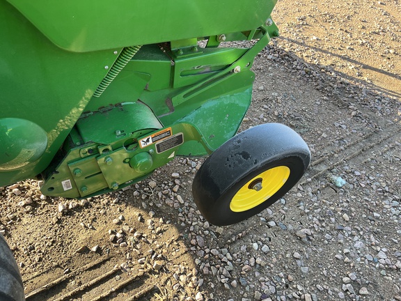 2023 John Deere 560M Baler/Round