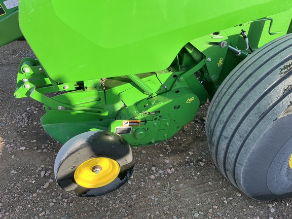 2023 John Deere 560M Baler/Round