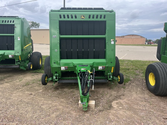 2023 John Deere 560M Baler/Round