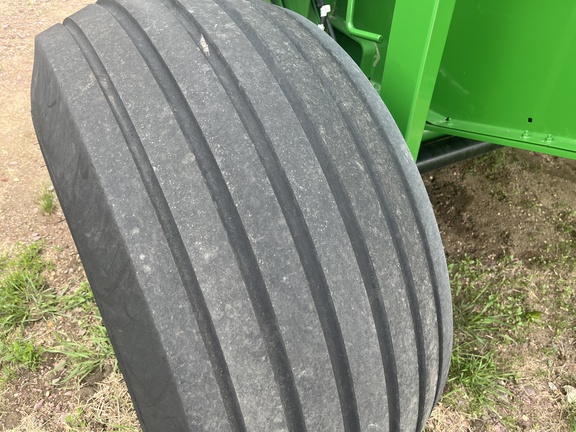 2023 John Deere 560M Baler/Round