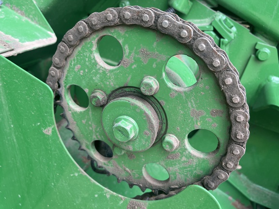 2023 John Deere 560M Baler/Round