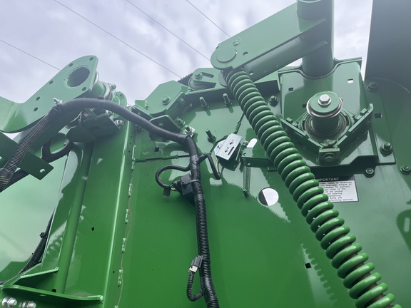 2023 John Deere 560M Baler/Round