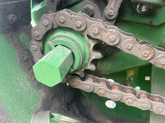 2023 John Deere 560M Baler/Round