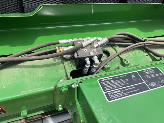 2023 John Deere 560M Baler/Round