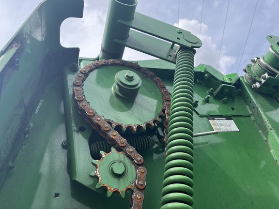 2023 John Deere 560M Baler/Round