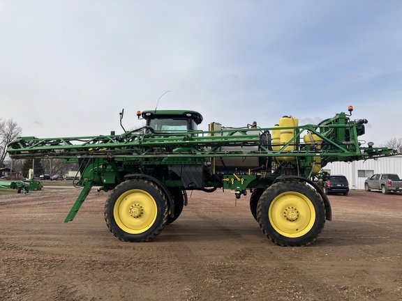 2015 John Deere R4038 Sprayer/High Clearance