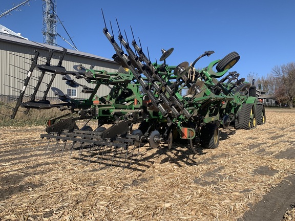 2021 John Deere 2730 Disk Ripper