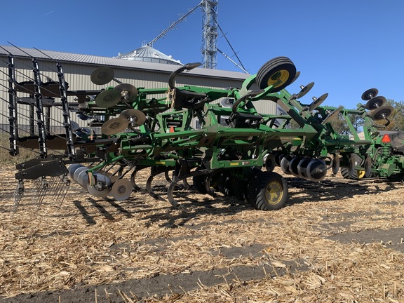 2021 John Deere 2730 Disk Ripper