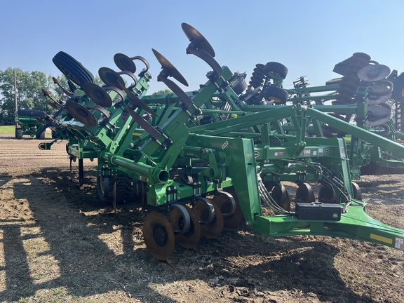 2021 John Deere 2730 Disk Ripper