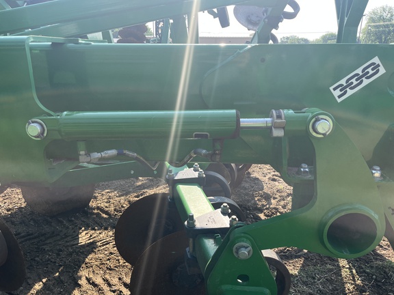 2021 John Deere 2730 Disk Ripper