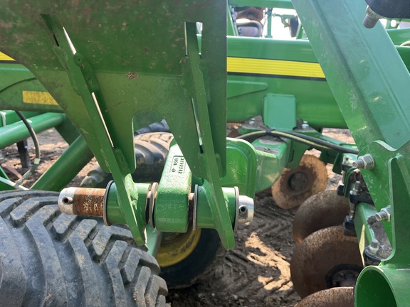 2021 John Deere 2730 Disk Ripper