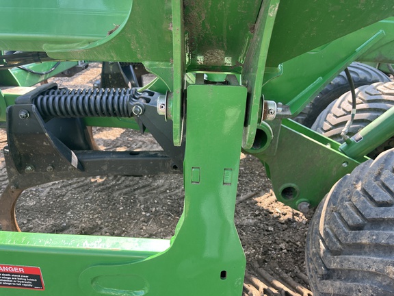 2021 John Deere 2730 Disk Ripper
