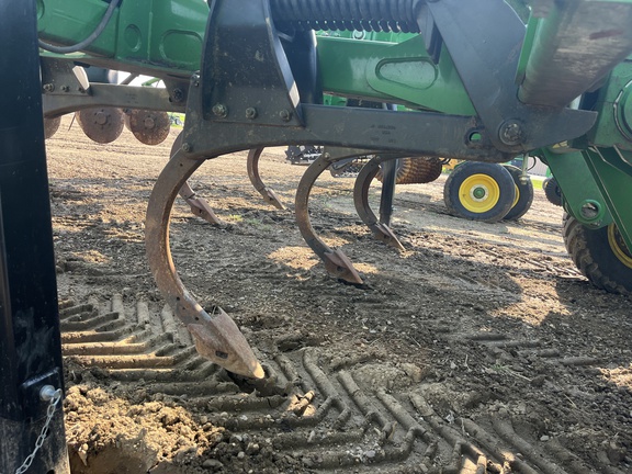 2021 John Deere 2730 Disk Ripper
