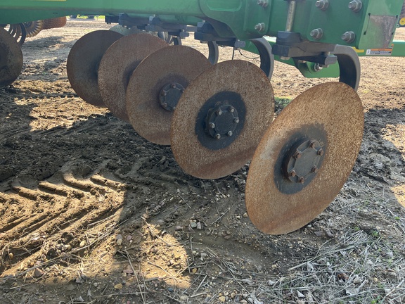2021 John Deere 2730 Disk Ripper