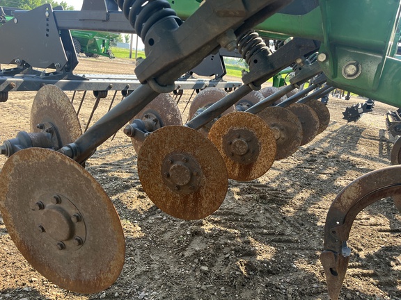 2021 John Deere 2730 Disk Ripper