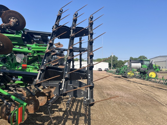 2021 John Deere 2730 Disk Ripper