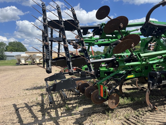 2021 John Deere 2730 Disk Ripper
