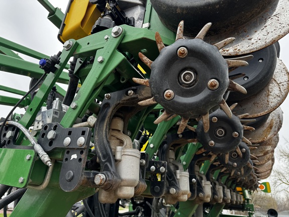 2022 John Deere 1795 Planter